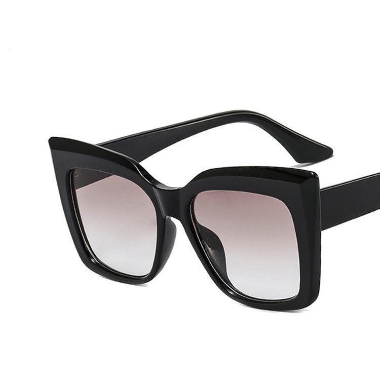 Bold Cat Eye Sunglasses